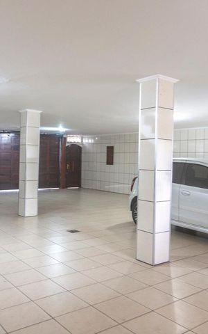 Casa para alugar com 530m², 4 quartos e 8 vagasGaragem