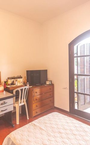 Casa para alugar com 530m², 4 quartos e 8 vagasQuarto 01