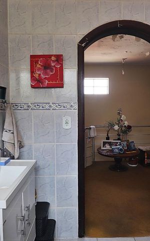 Casa à venda com 401m², 4 quartos e 3 vagasBanheiro Social