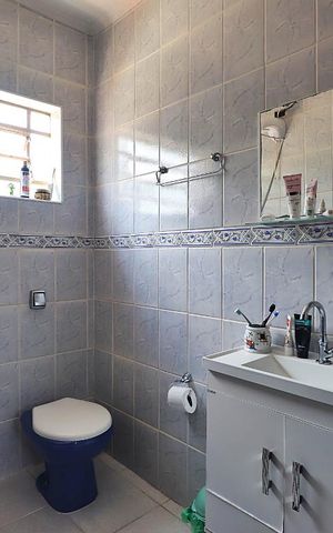 Casa à venda com 401m², 4 quartos e 3 vagasBanheiro Social