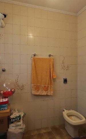Casa à venda com 401m², 4 quartos e 3 vagasBanheiro da Suíte 1