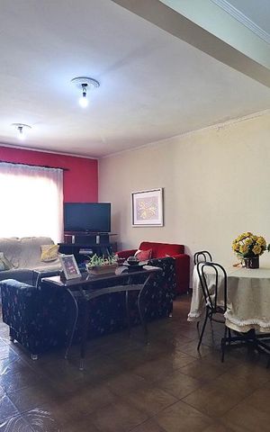 Casa à venda com 401m², 4 quartos e 3 vagasSala