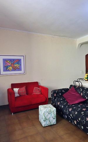 Casa à venda com 401m², 4 quartos e 3 vagasSala