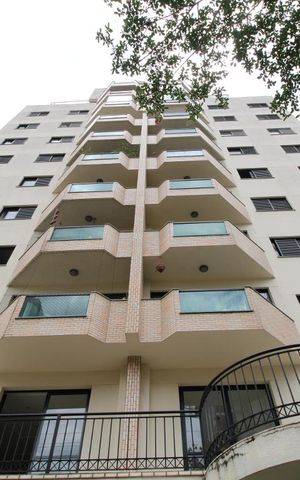 Apartamento para alugar com 64m², 2 quartos e 1 vagaFachada