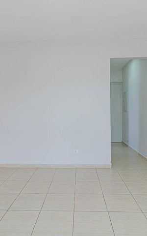 Apartamento à venda com 84m², 3 quartos e 2 vagas Apartamento à venda com 84m², 3 quartos e 2 vagasSala