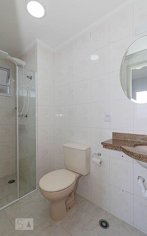Apartamento à venda com 84m², 3 quartos e 2 vagas Apartamento à venda com 84m², 3 quartos e 2 vagasBanheiro da Suíte