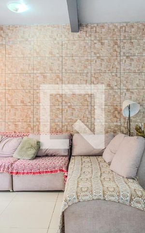 Casa de condomínio à venda com 160m², 2 quartos e 2 vagas Casa de condomínio à venda com 160m², 2 quartos e 2 vagasSala