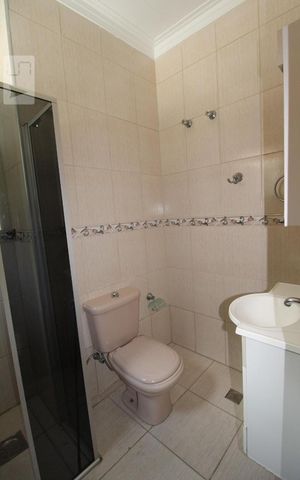 Casa à venda com 450m², 3 quartos e 4 vagasBanheiro - Quarto 3