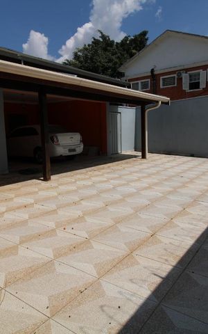 Casa à venda com 450m², 3 quartos e 4 vagasGaragem