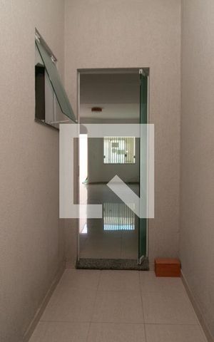 Casa à venda com 118m², 3 quartos e 2 vagas Casa à venda com 118m², 3 quartos e 2 vagasJardim de Inverno