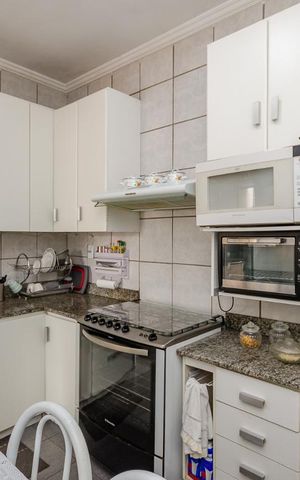 Casa à venda com 371m², 5 quartos e 3 vagas Casa à venda com 371m², 5 quartos e 3 vagasCozinha