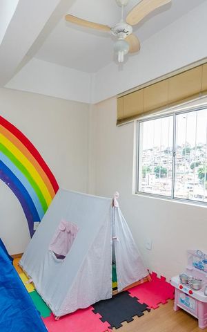 Casa à venda com 371m², 5 quartos e 3 vagas Casa à venda com 371m², 5 quartos e 3 vagasQuarto 5 piso inferior