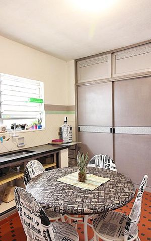 Casa à venda com 240m², 2 quartos e 1 vagaCozinha
