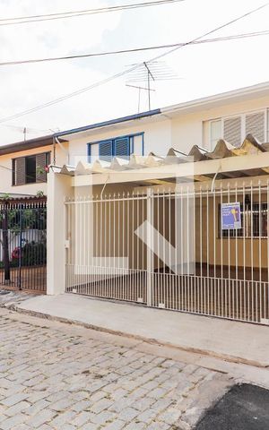 Casa para alugar com 145m², 3 quartos e 2 vagasFachada 