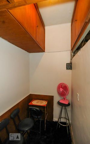 Apartamento à venda com 132m², 2 quartos e sem vaga Apartamento à venda com 132m², 2 quartos e sem vagaQuarto de Serviço