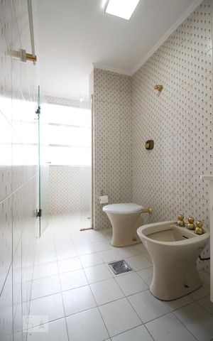 Apartamento à venda com 85m², 2 quartos e 1 vaga Apartamento à venda com 85m², 2 quartos e 1 vagaBanheiro
