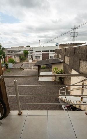 Casa de condomínio à venda com 40m², 1 quarto e 1 vagaSacada