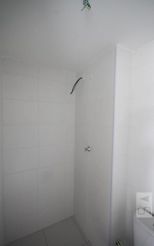 Apartamento à venda com 35m², 2 quartos e sem vagaBanheiro