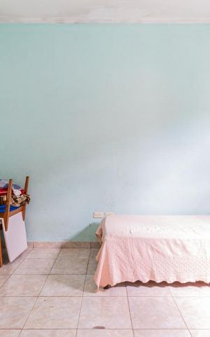 Casa à venda com 200m², 2 quartos e 2 vagas Casa à venda com 200m², 2 quartos e 2 vagasCasa 2 - Edícula