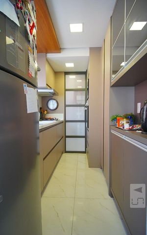 Apartamento à venda com 103m², 3 quartos e 2 vagasCozinha