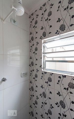 Casa para alugar com 35m², 1 quarto e sem vagaBanheiro