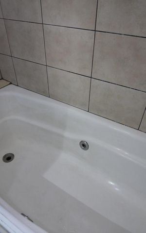 Apartamento para alugar com 65m², 1 quarto e 2 vagasBanheira
