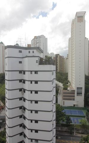 Apartamento para alugar com 65m², 1 quarto e 2 vagasVista da varanda