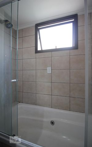Apartamento para alugar com 65m², 1 quarto e 2 vagasBanheiro da suíte