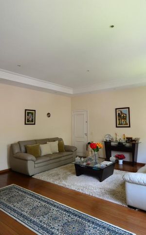 Casa à venda com 400m², 4 quartos e 4 vagasSala