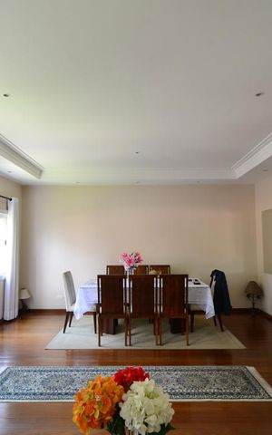 Casa à venda com 400m², 4 quartos e 4 vagasSala