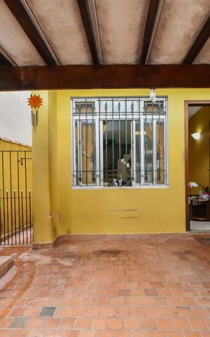 Casa à venda com 180m², 3 quartos e 1 vagaGaragem