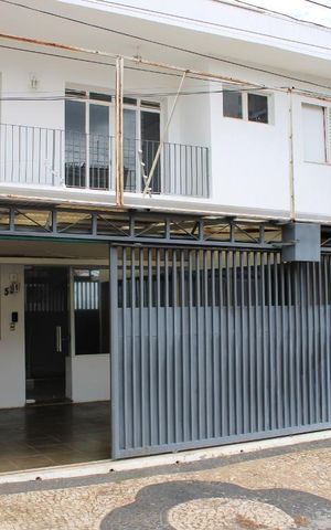 Casa para alugar com 190m², 3 quartos e 2 vagasFachada