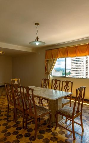 Apartamento à venda com 113m², 3 quartos e 1 vaga Apartamento à venda com 113m², 3 quartos e 1 vagaSala