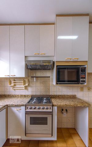 Apartamento à venda com 113m², 3 quartos e 1 vaga Apartamento à venda com 113m², 3 quartos e 1 vagaCozinha