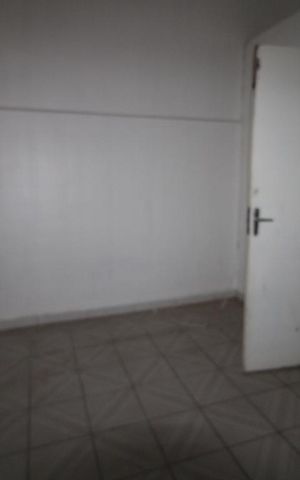 Studio à venda com 1300m², 8 quartos e 3 vagasQuarto