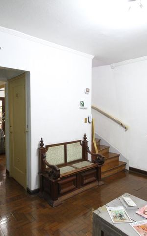 Casa à venda com 424m², 6 quartos e sem vagaSala