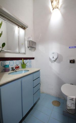 Casa à venda com 424m², 6 quartos e sem vagaBanheiro 1