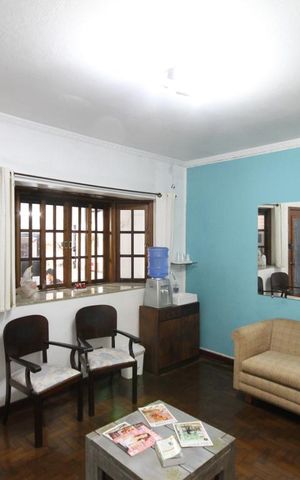 Casa à venda com 424m², 6 quartos e sem vagaSala