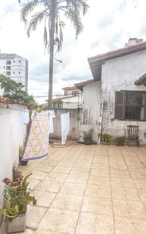 Casa à venda com 131m², 3 quartos e 3 vagasQuintal