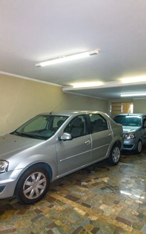 Casa para alugar com 300m², 3 quartos e 5 vagas Casa para alugar com 300m², 3 quartos e 5 vagasGaragem