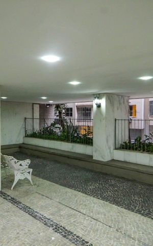 Apartamento à venda com 250m², 4 quartos e 2 vagas Apartamento à venda com 250m², 4 quartos e 2 vagasÁrea Comum - Playground