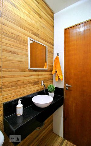 Casa à venda com 230m², 2 quartos e 4 vagasBanheiro 2