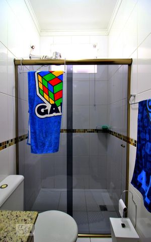 Casa à venda com 230m², 2 quartos e 4 vagasBanheiro 1