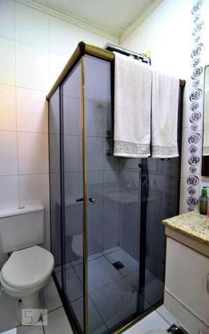 Casa à venda com 230m², 2 quartos e 4 vagasBanheiro da Suíte