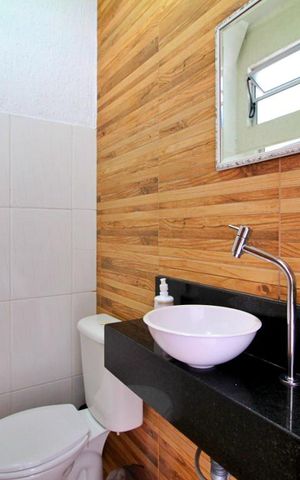 Casa à venda com 230m², 2 quartos e 4 vagasBanheiro 2