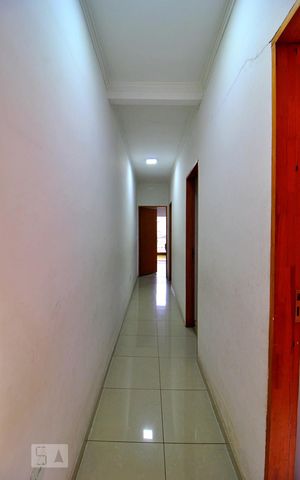 Casa à venda com 230m², 2 quartos e 4 vagasCorredor