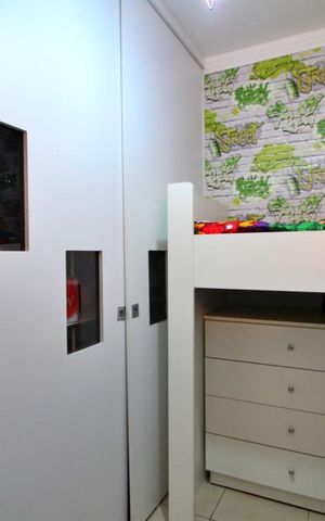 Casa à venda com 230m², 2 quartos e 4 vagasQuarto 2