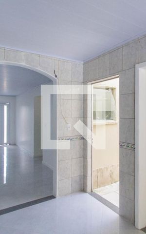 Casa à venda com 130m², 3 quartos e 2 vagas Casa à venda com 130m², 3 quartos e 2 vagasCozinha