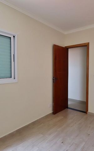Apartamento à venda com 100m², 2 quartos e 2 vagasQuarto 2