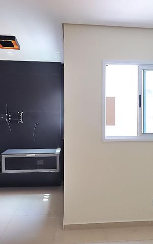 Apartamento à venda com 100m², 2 quartos e 2 vagasSala